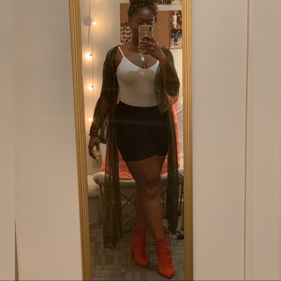 Meet your Posher, Victoria - Picture 3 of 4